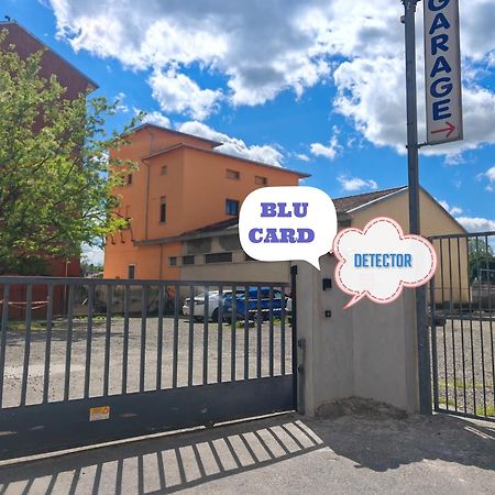 Parma Express Traveller'S Lodging Front Station Fs Parking 外观 照片